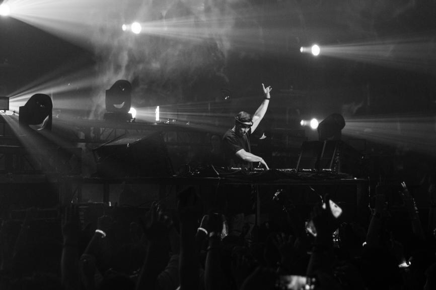 Hardwell performing at 风暴电音节AFTERPARTY at KZ Shanghai